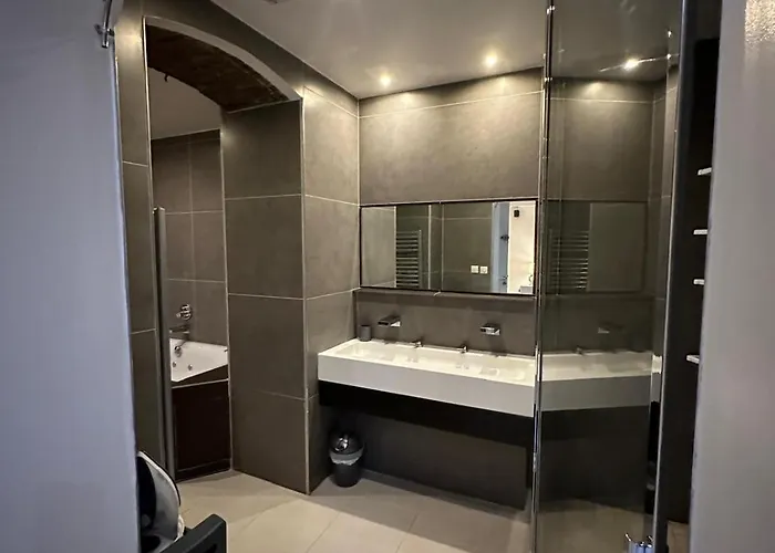 Les Champs Elysees-125m2 Modern And Spacious Daire *
