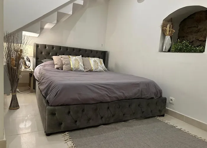 アパート Les Champs Elysees-125m2 Modern And Spacious パリ