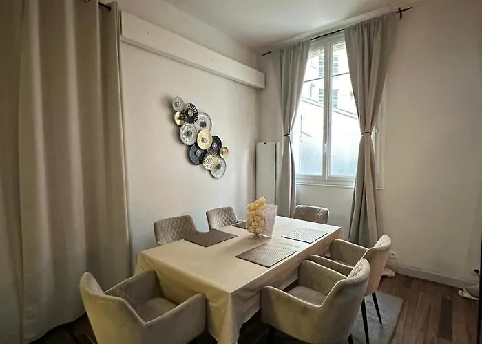 Les Champs Elysees-125m2 Modern And Spacious Paris